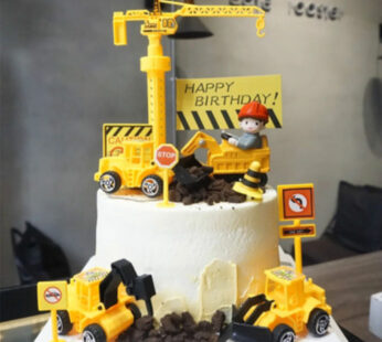 K003-Excavator themed cake