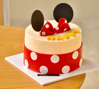 K014-Mickey mousefondant cake