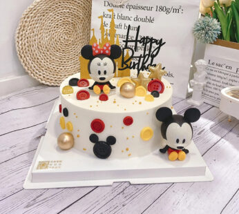 K016-Mickey and Minnie cake