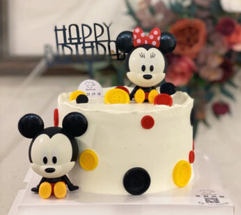 K026-Mickey and Minnie cake