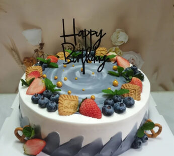 M030-Fruit decorated cake