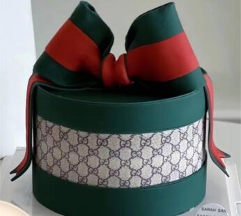 W059-Gucci fondant cake