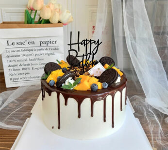 F010-Mango and oreo cake