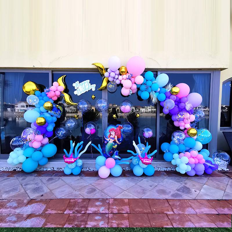 jalpari balloon arch