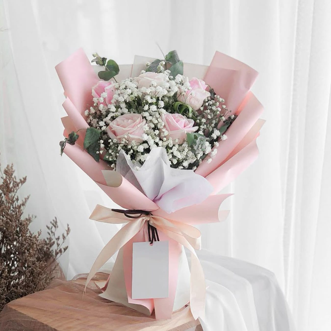 Pink flower bouquet