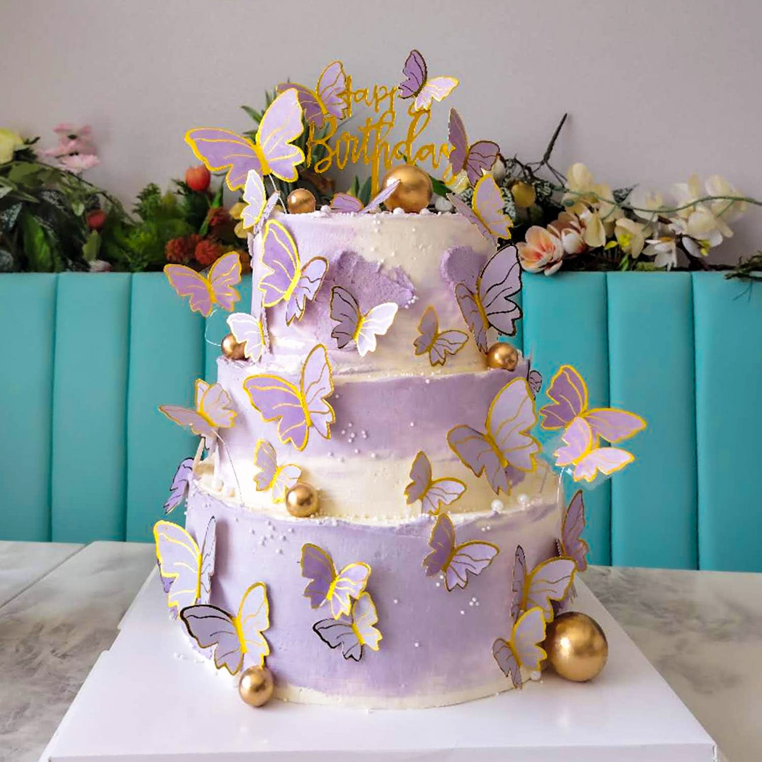W284-3 Layer Butterfly Cake