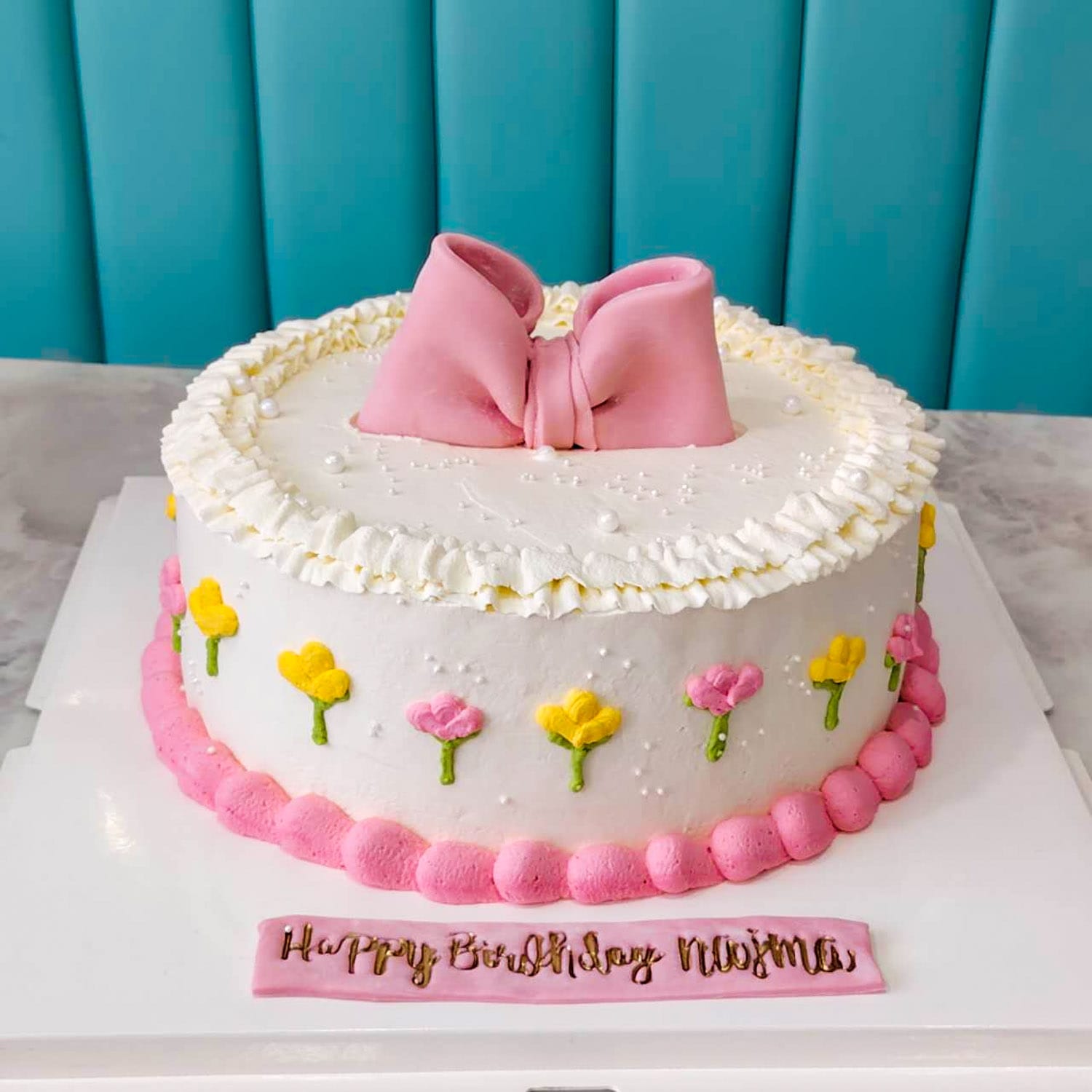 Home 20 W286- Birthday Cake