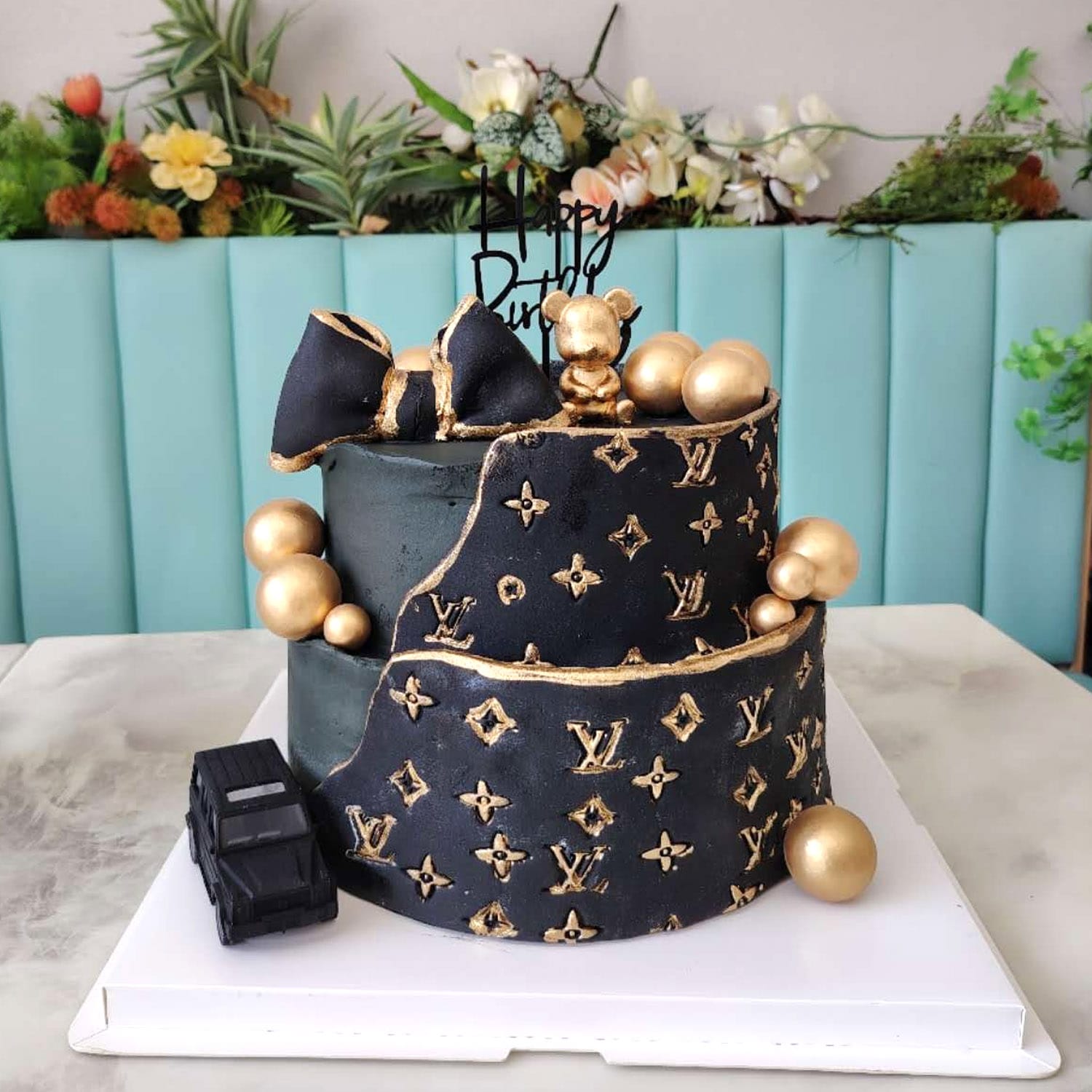 W285- 2 Layer Louis Vuitton Cake