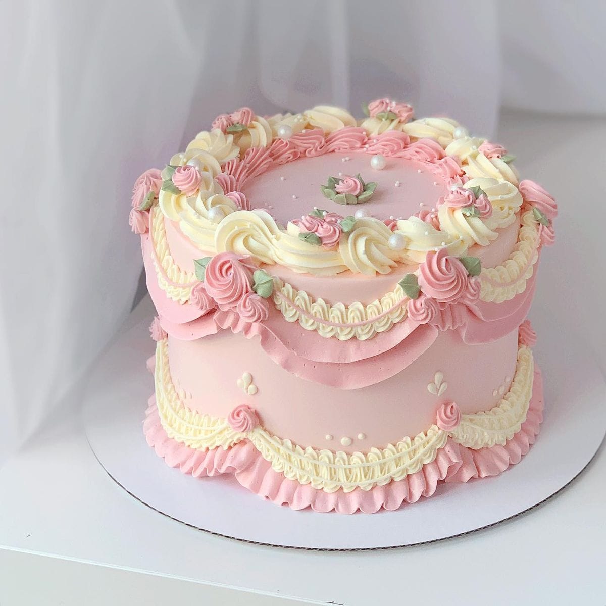 Home 30 W288- Birthday Cake