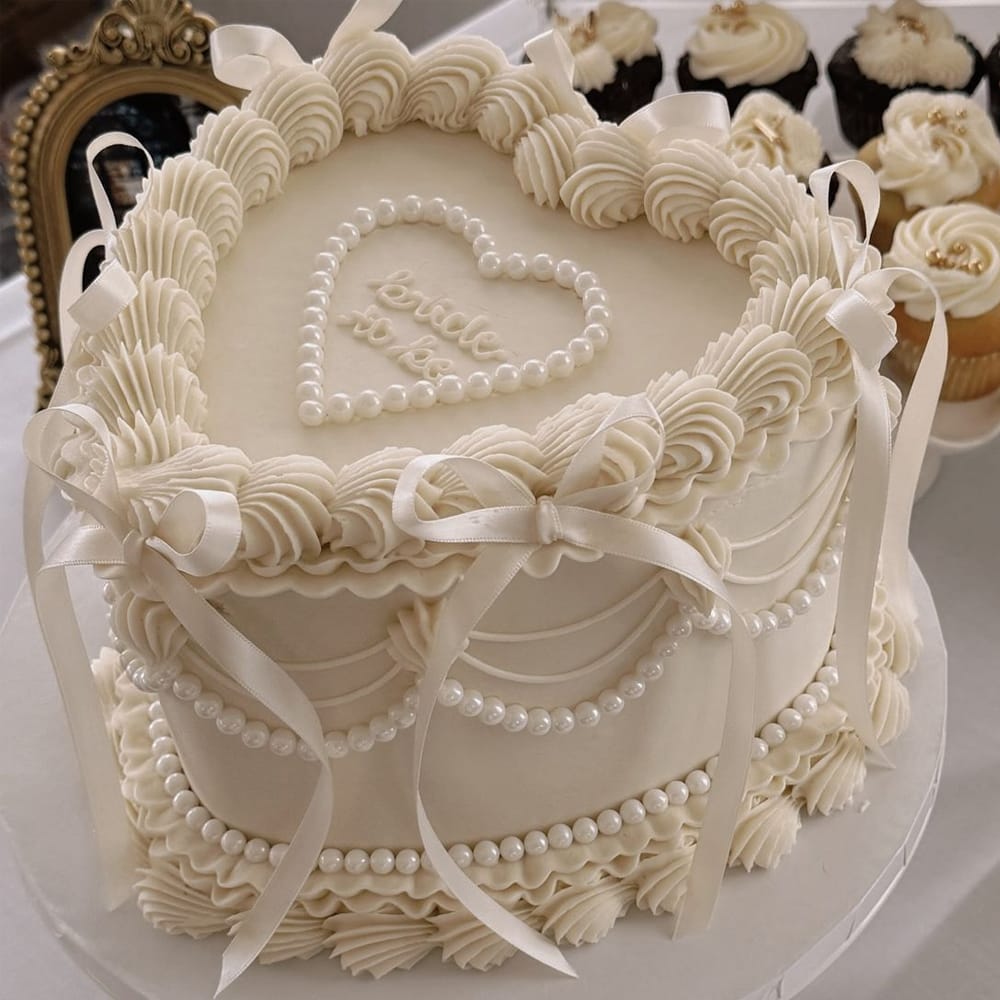 D022-Wedding Cake