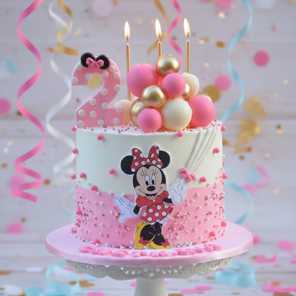 K107- Minnie Mouse Cake