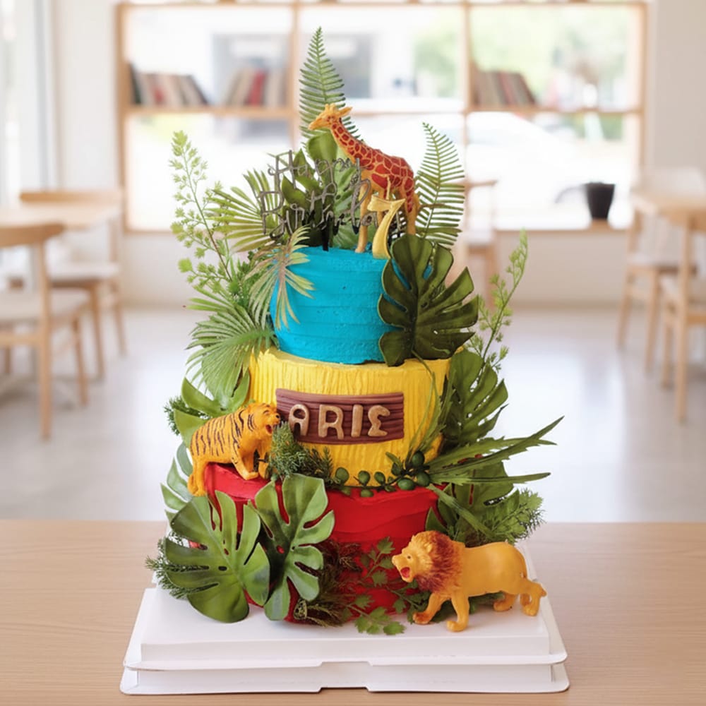 K112- Jungle theme cake 3 Layer