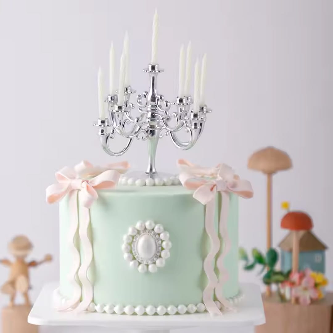 W312- Ribbon Birthday Cake